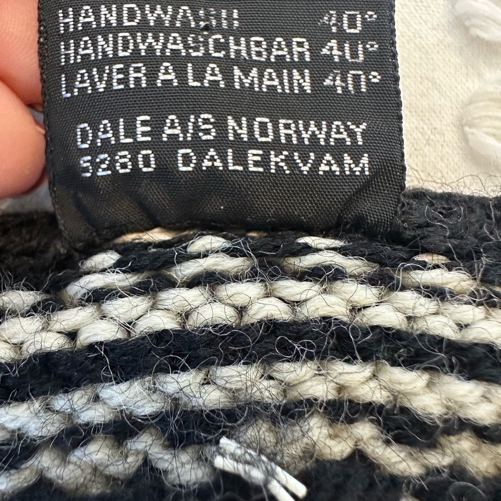 Dale Of Norway Setesdal Lusekofte Sweater 100% Norwegian Wool - Picture 12 of 12